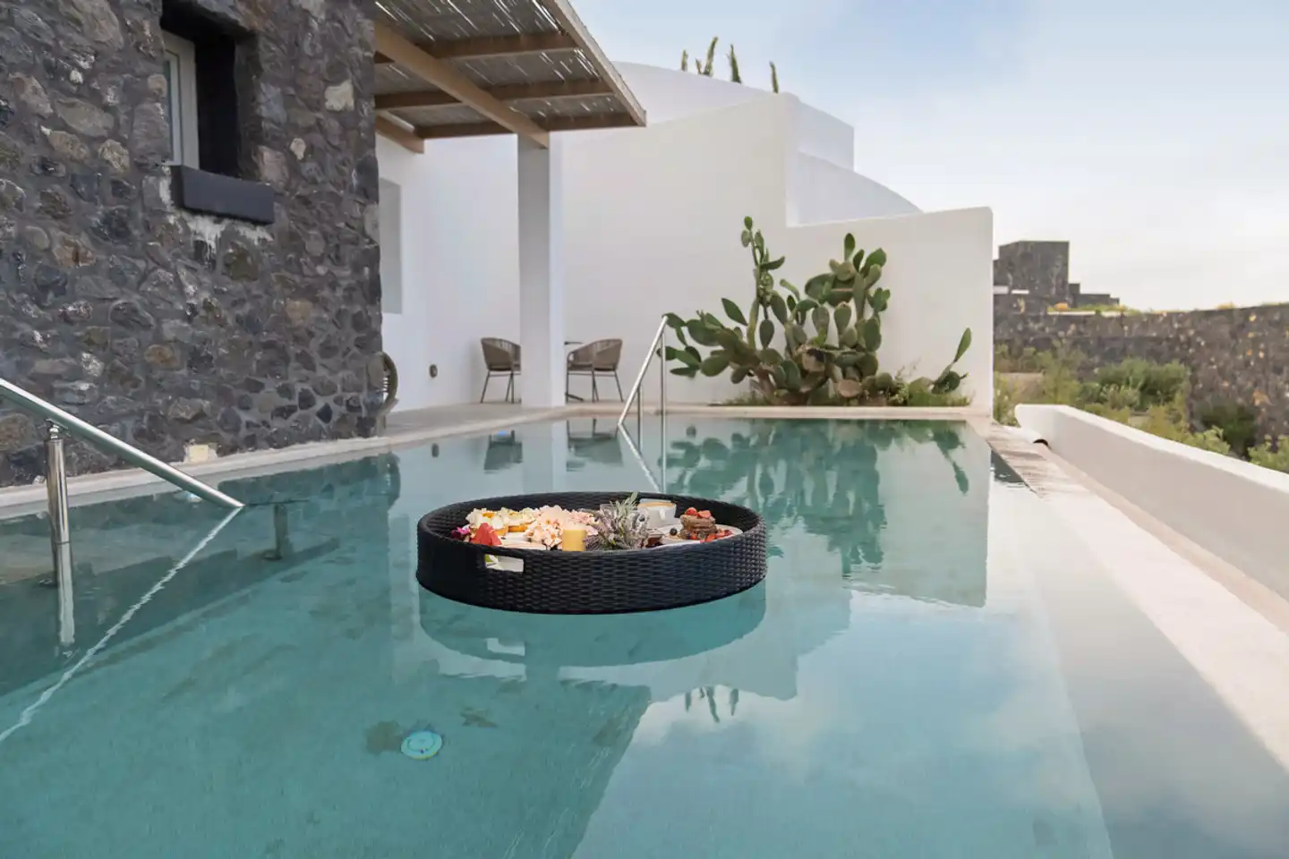 Santo Pure Oia Suites & Villas Pool