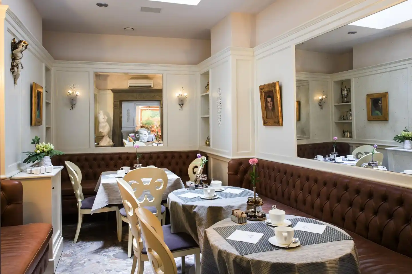 Art Atelier Restaurant