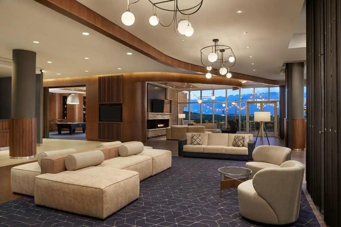 Courtyard by Marriott Calgary Airport Lobby