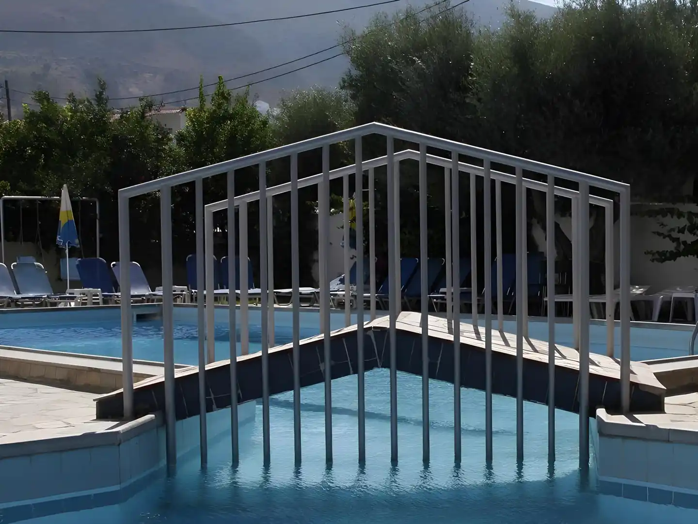 Krits Hotel Pool