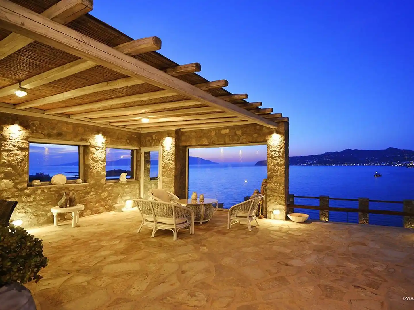 Aegean Pearl Bar