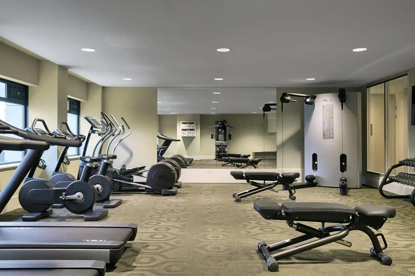 Element by Westin Amsterdam Sport und Entertainment