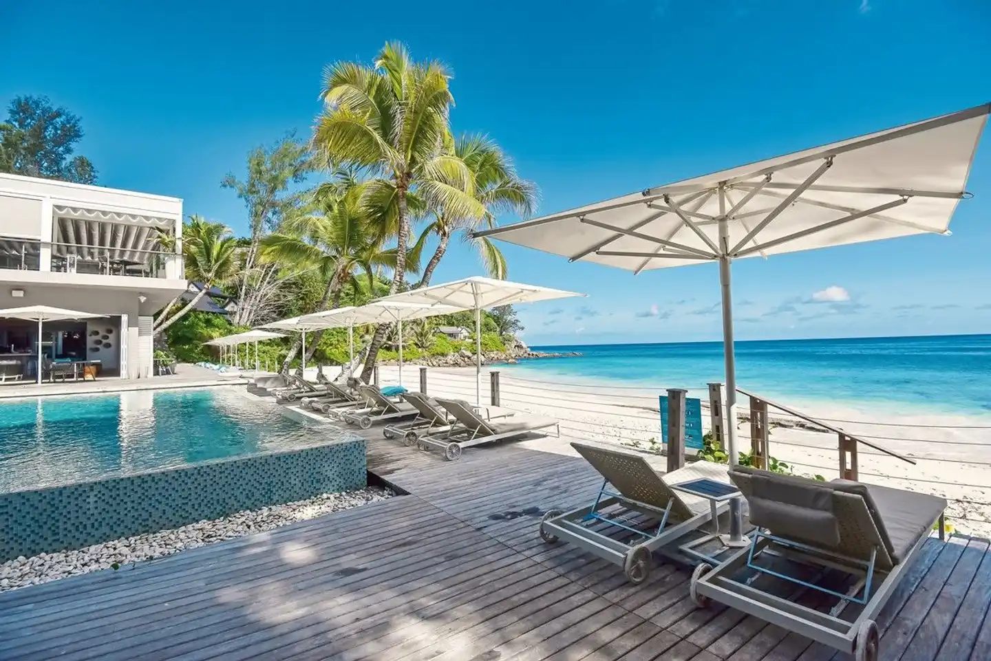 Carana Beach Hotel Strand