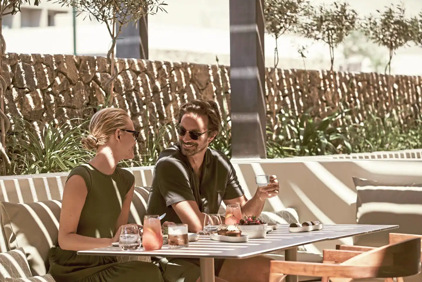 The Olivar Suites Personen