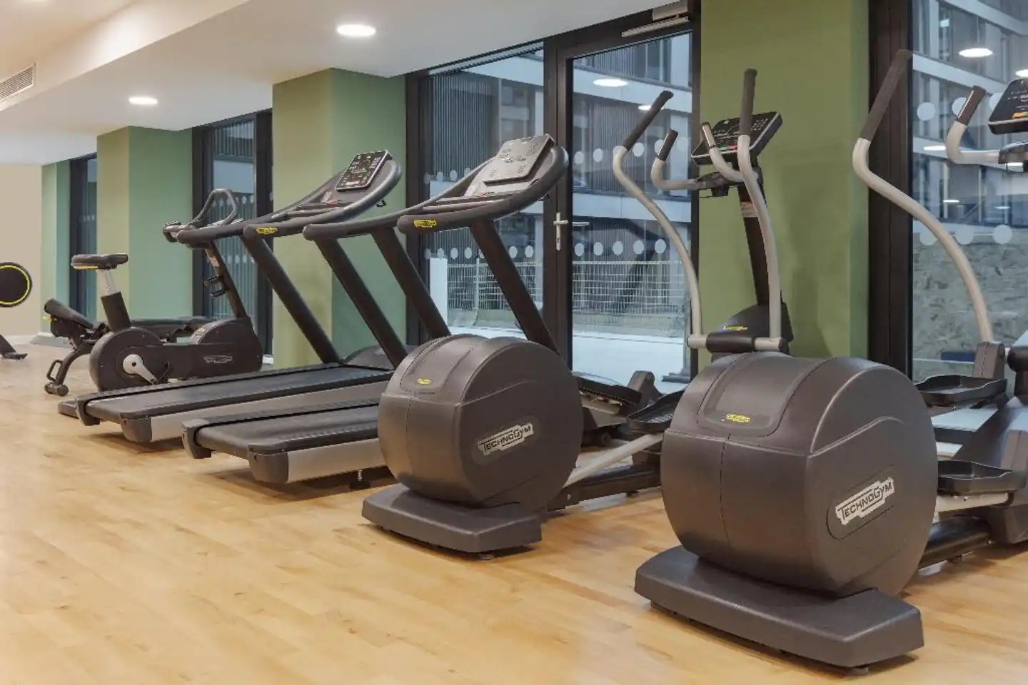 Holiday Inn London - Heathrow Bath Road Sport und Entertainment