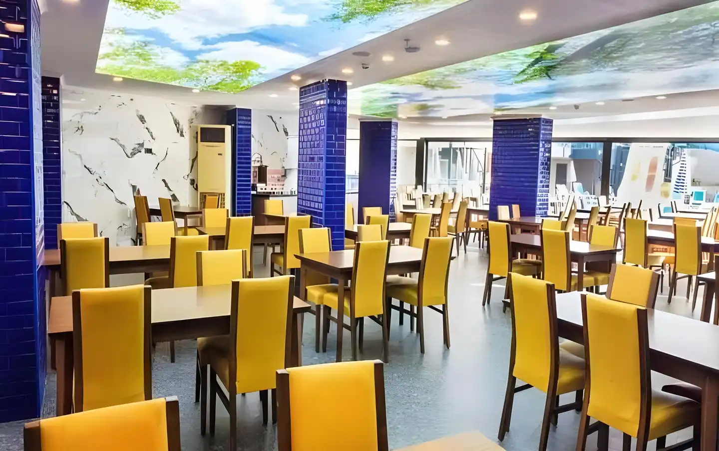 Relax Beach Hotel Restaurant