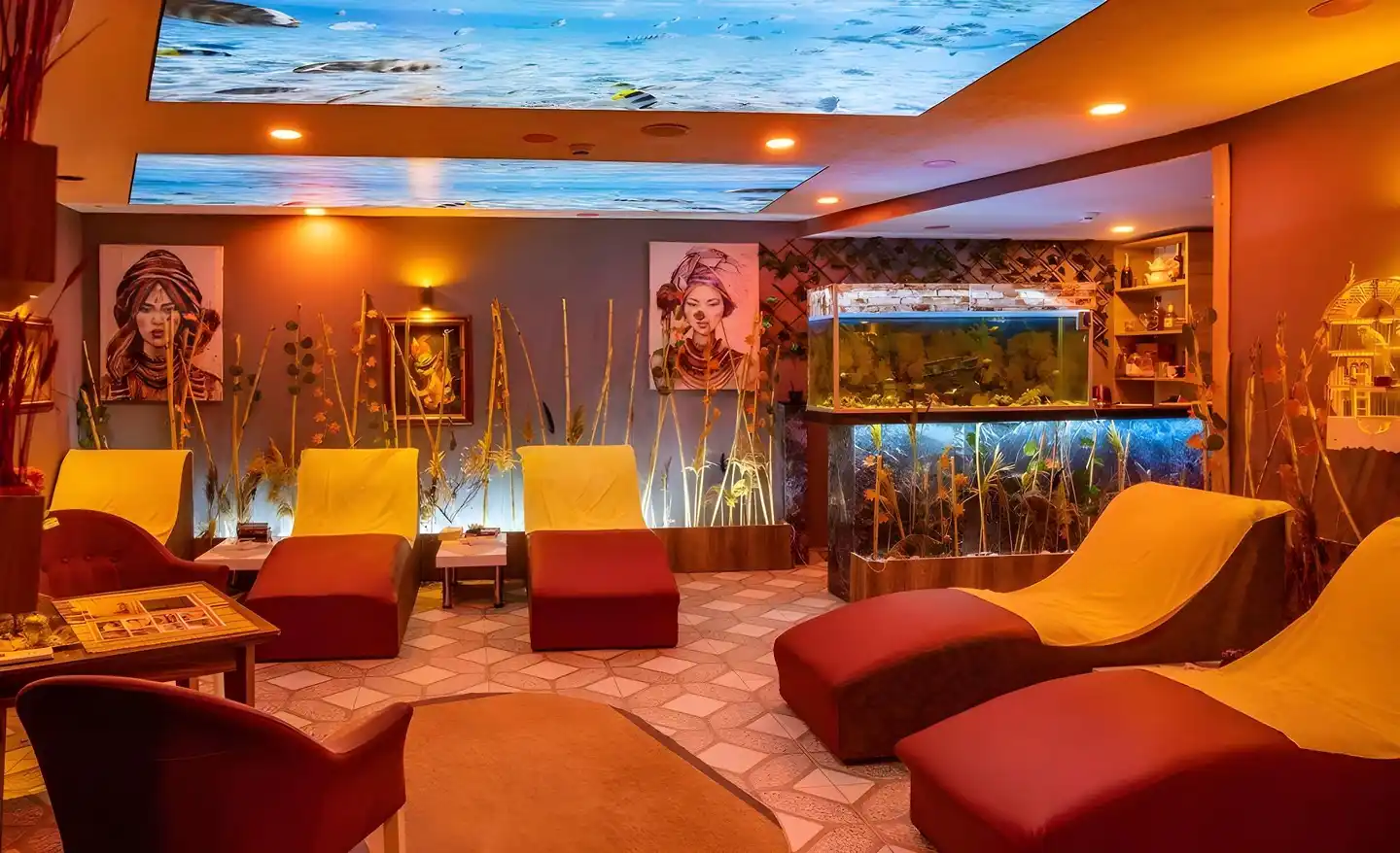 Relax Beach Hotel Lobby