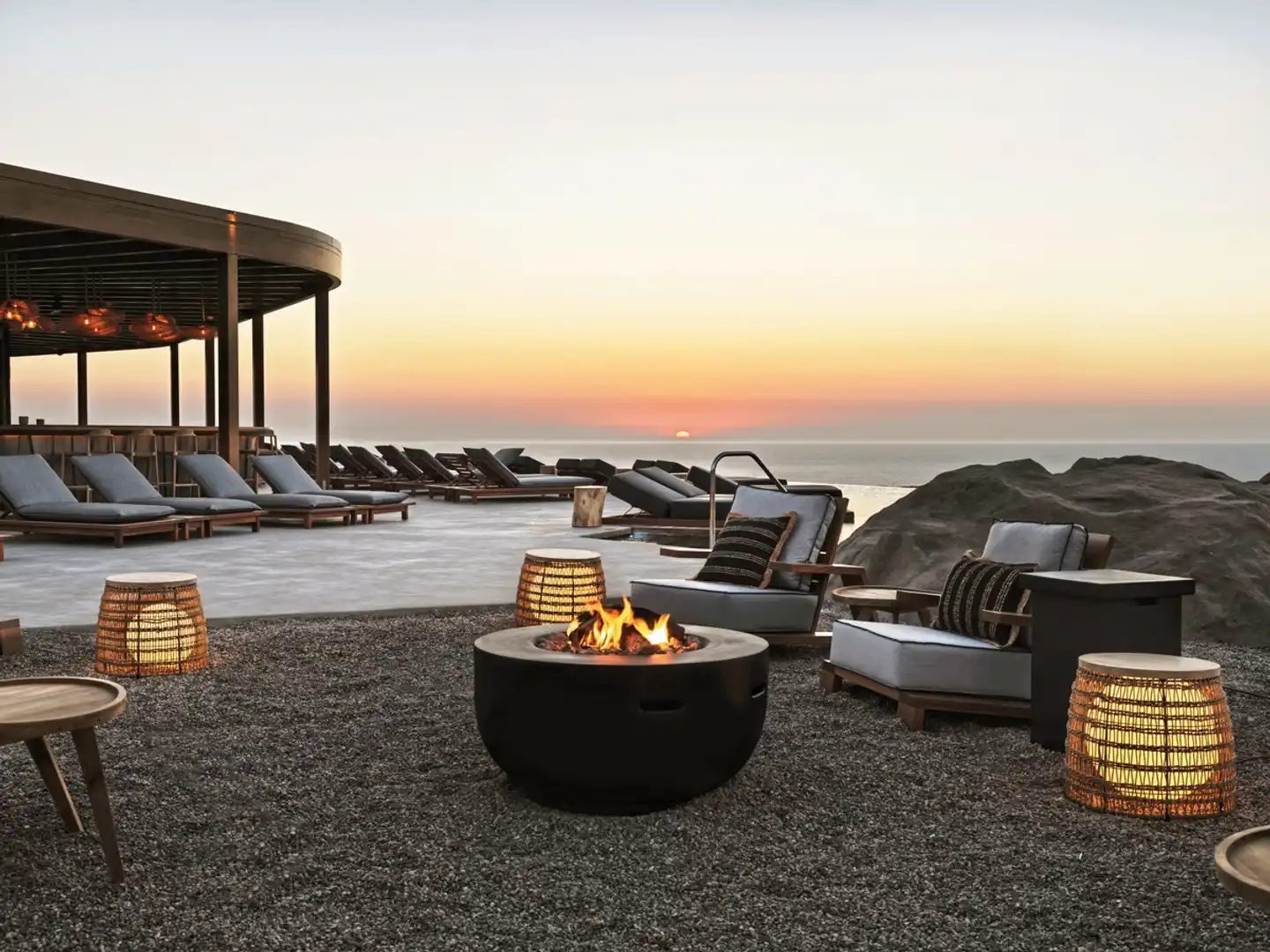 Magma Resort Santorini Strand