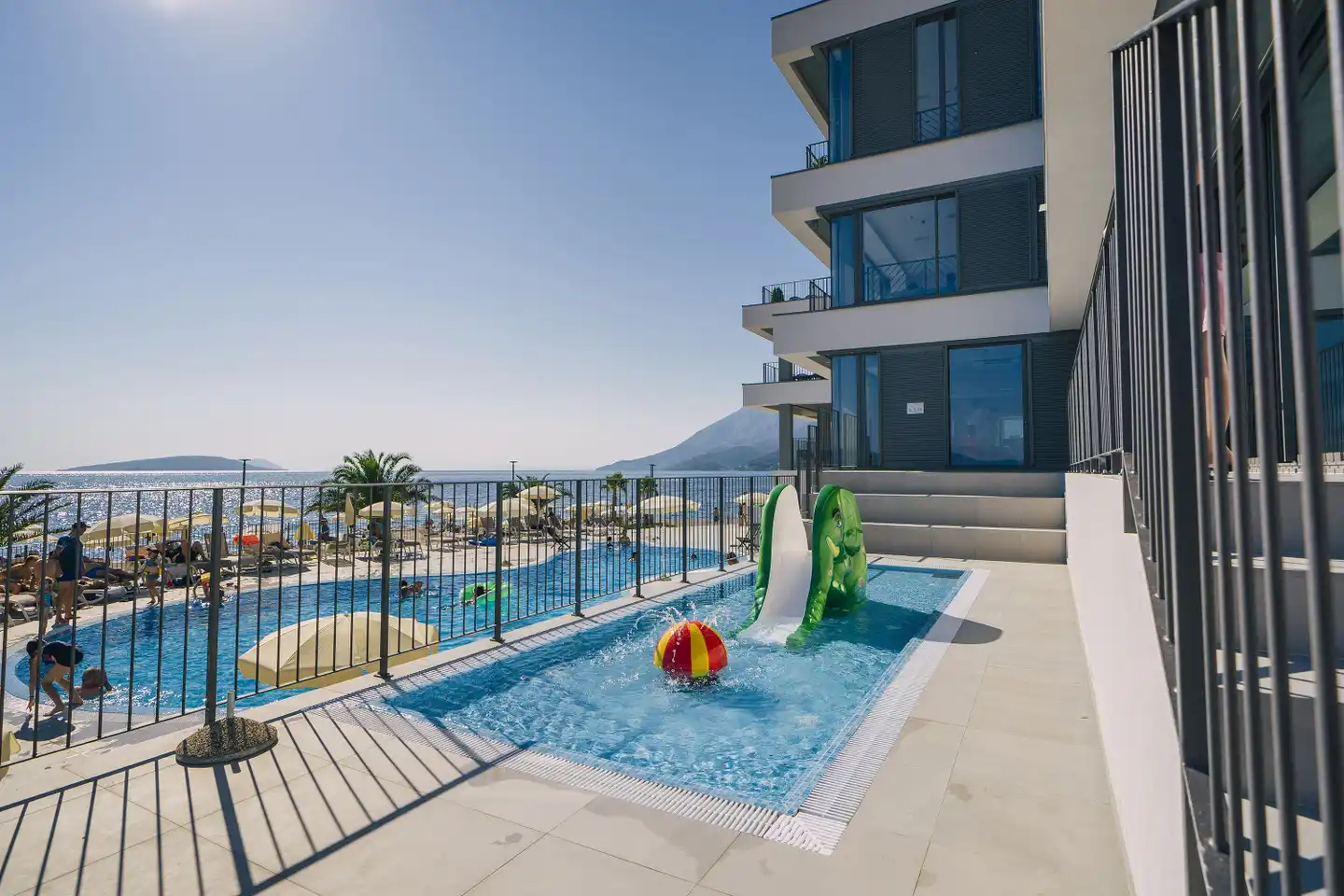 Morenia All Inclusive Hotel Pool