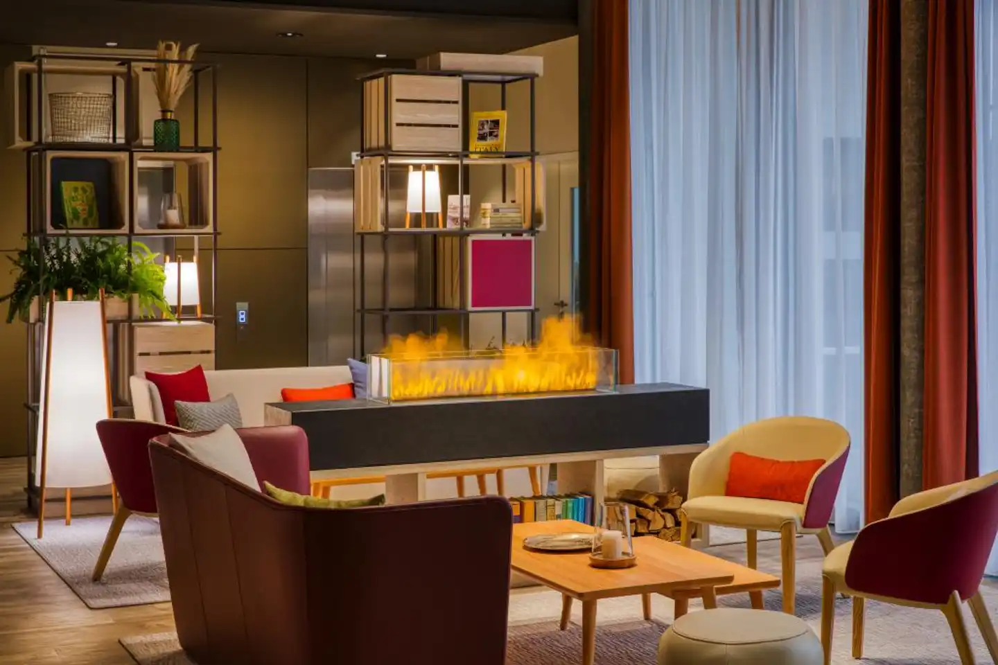 IntercityHotel Karlsruhe Lobby
