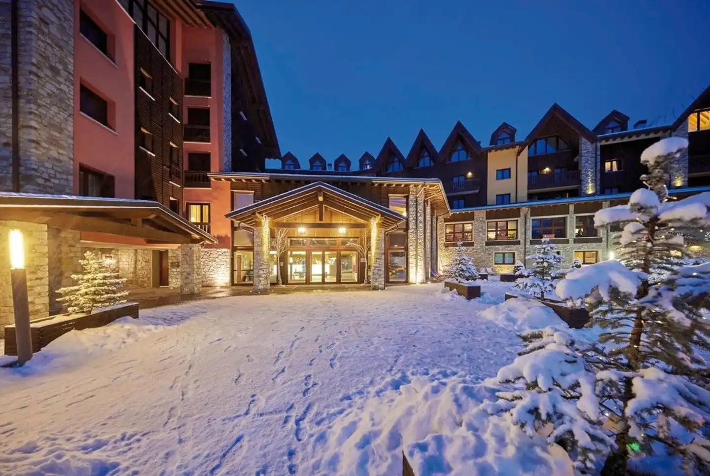 Blu Hotel Acquaseria Aussenansicht