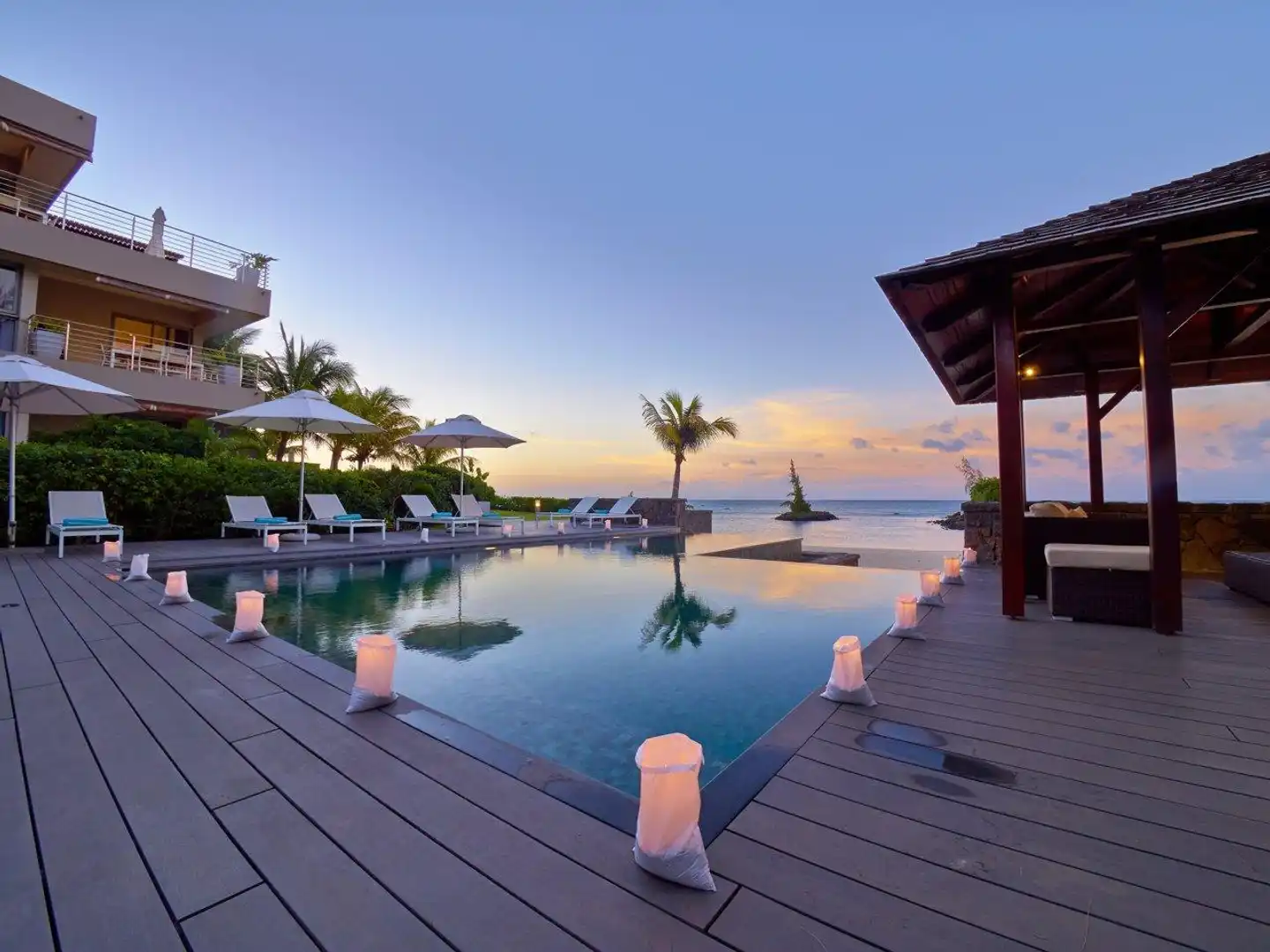 Bon Azur Beachfront Suites & Penthouses by LOV Pool
