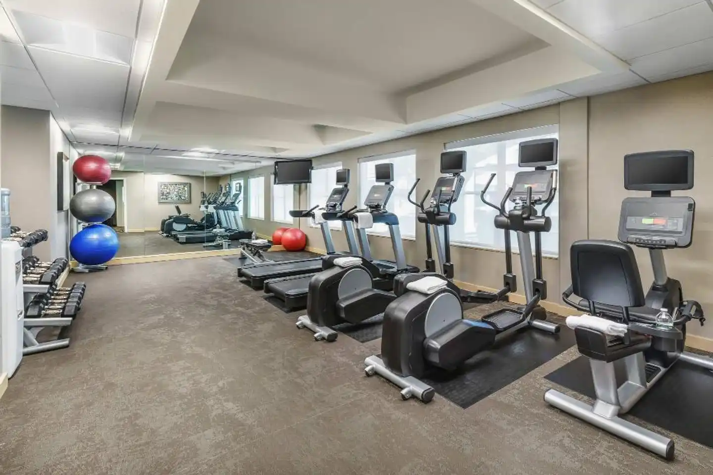 Residence Inn by Marriott Burlington Colchester Sport und Entertainment