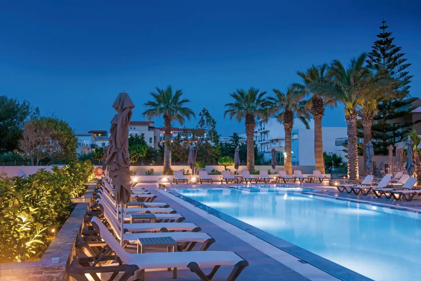 Petousis Hotel & Suites Pool