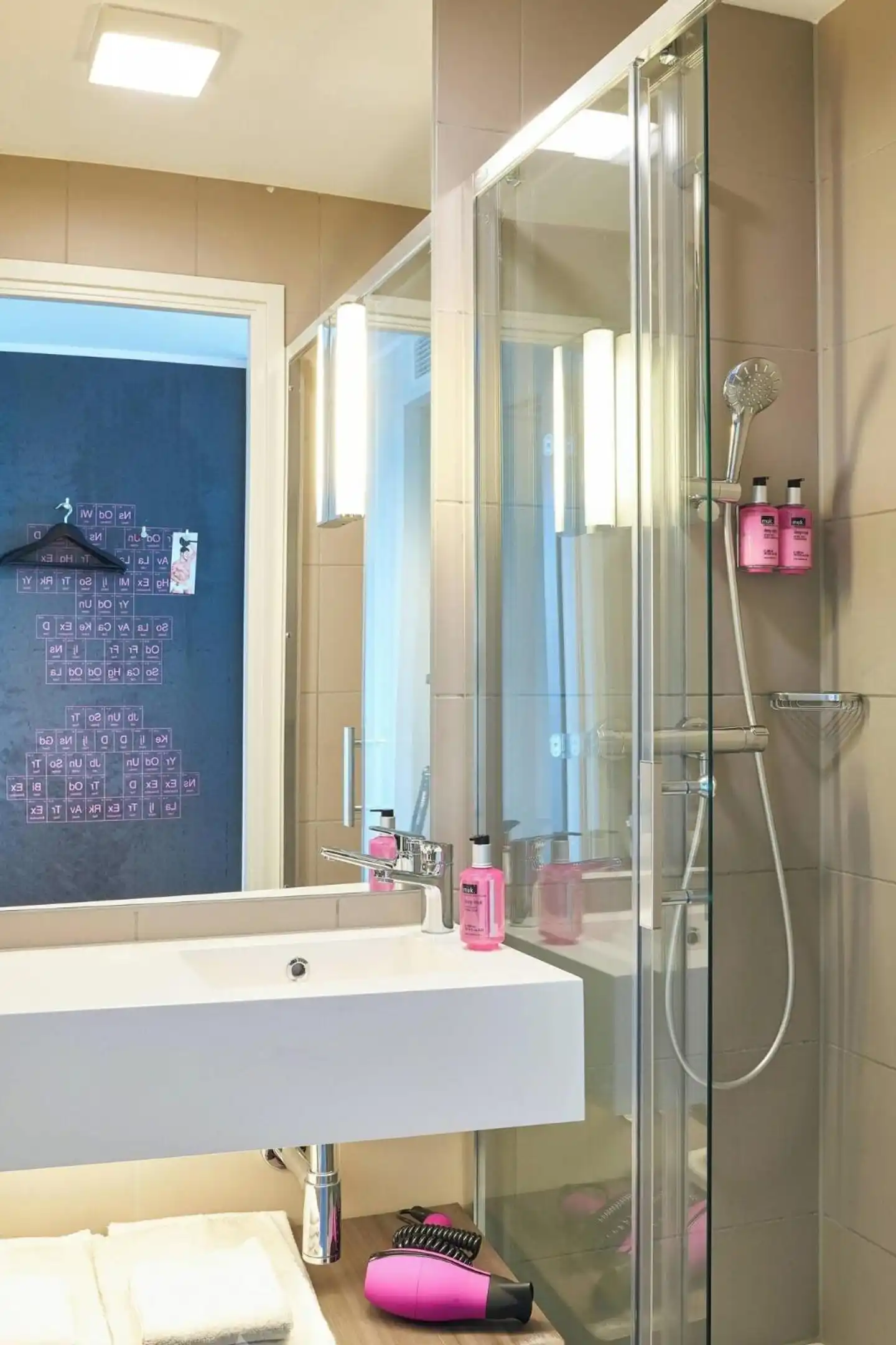 Moxy Milan Malpensa Airport Badezimmer
