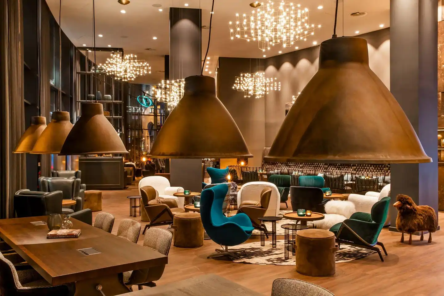 Motel One Glasgow Bar