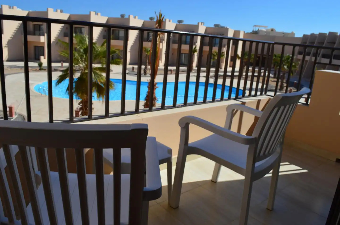 Sky View Suites Hotel Terrasse