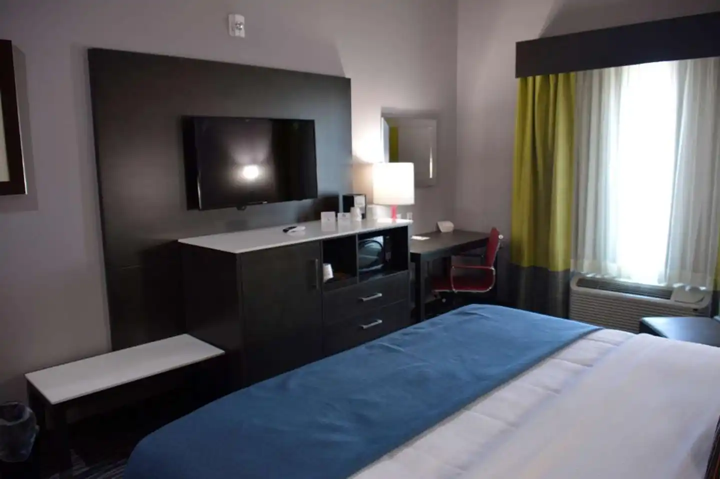 Best Western Plus Airport Inn Wohnbeispiel