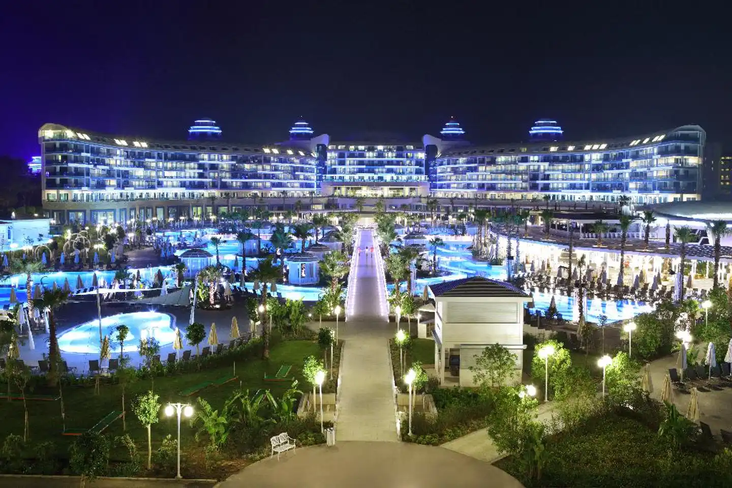 Sueno Hotels Deluxe Belek Aussenansicht