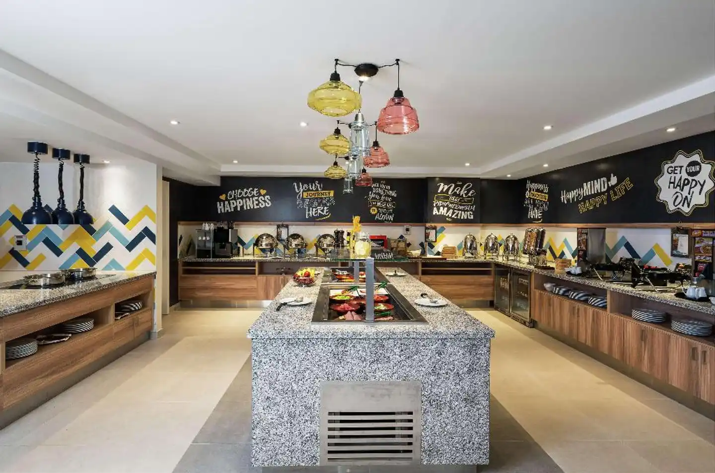 Hampton by Hilton Dubai Al Barsha Lobby