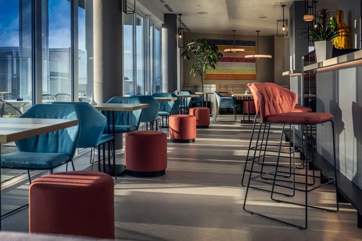The J44 Lifestyle Hotel Bar