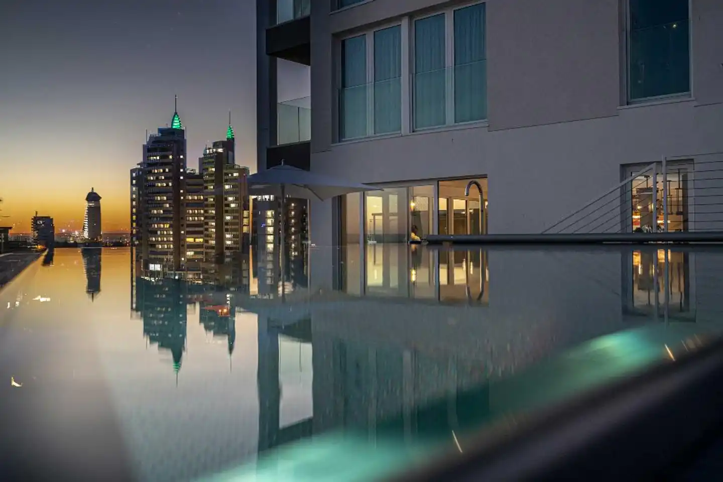 The J44 Lifestyle Hotel Aussenansicht