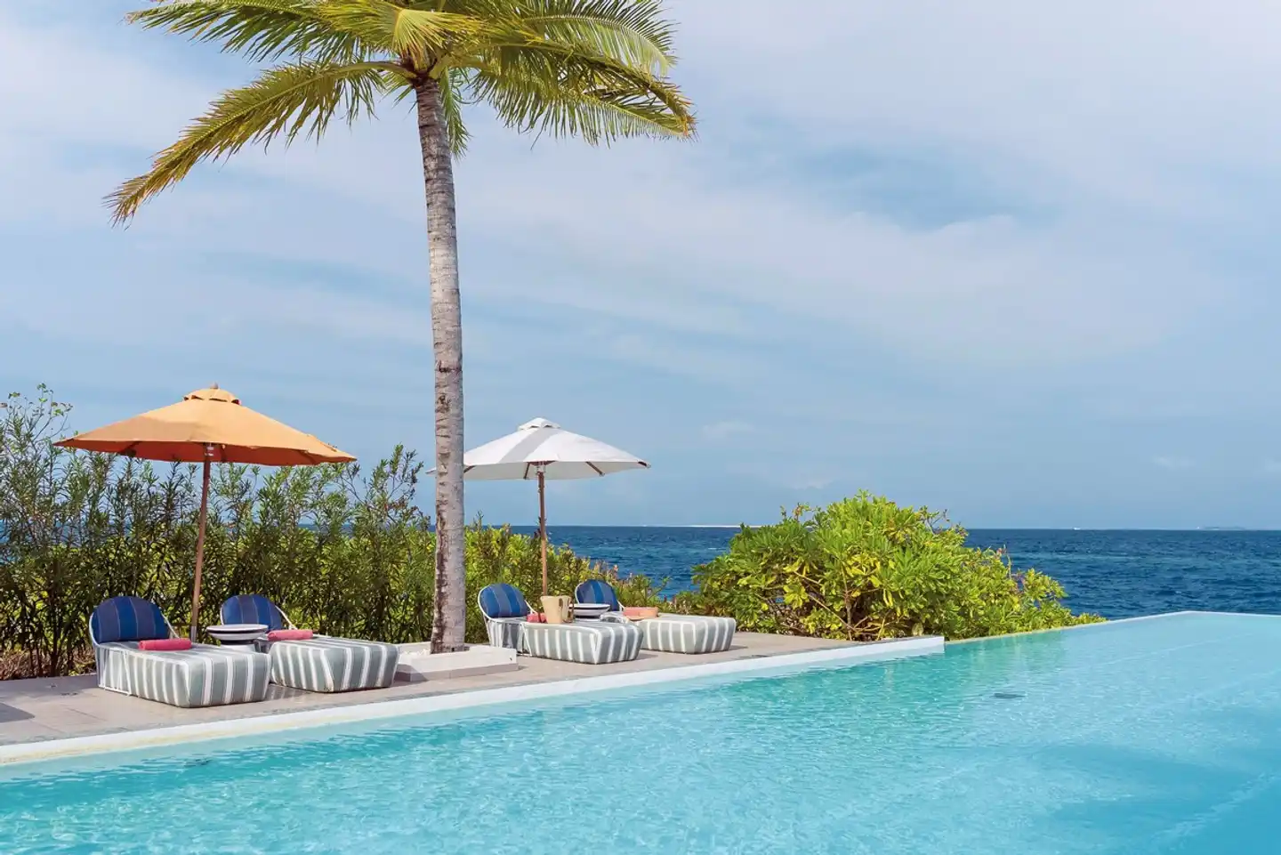 OBLU SELECT Lobigili Pool