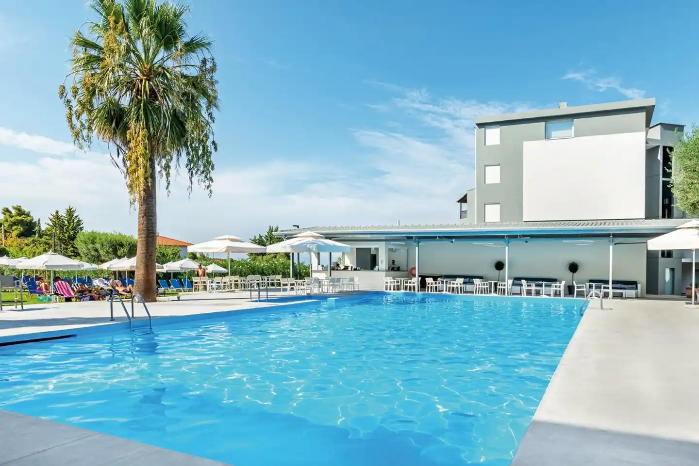 Hotel Kriopigi Pool