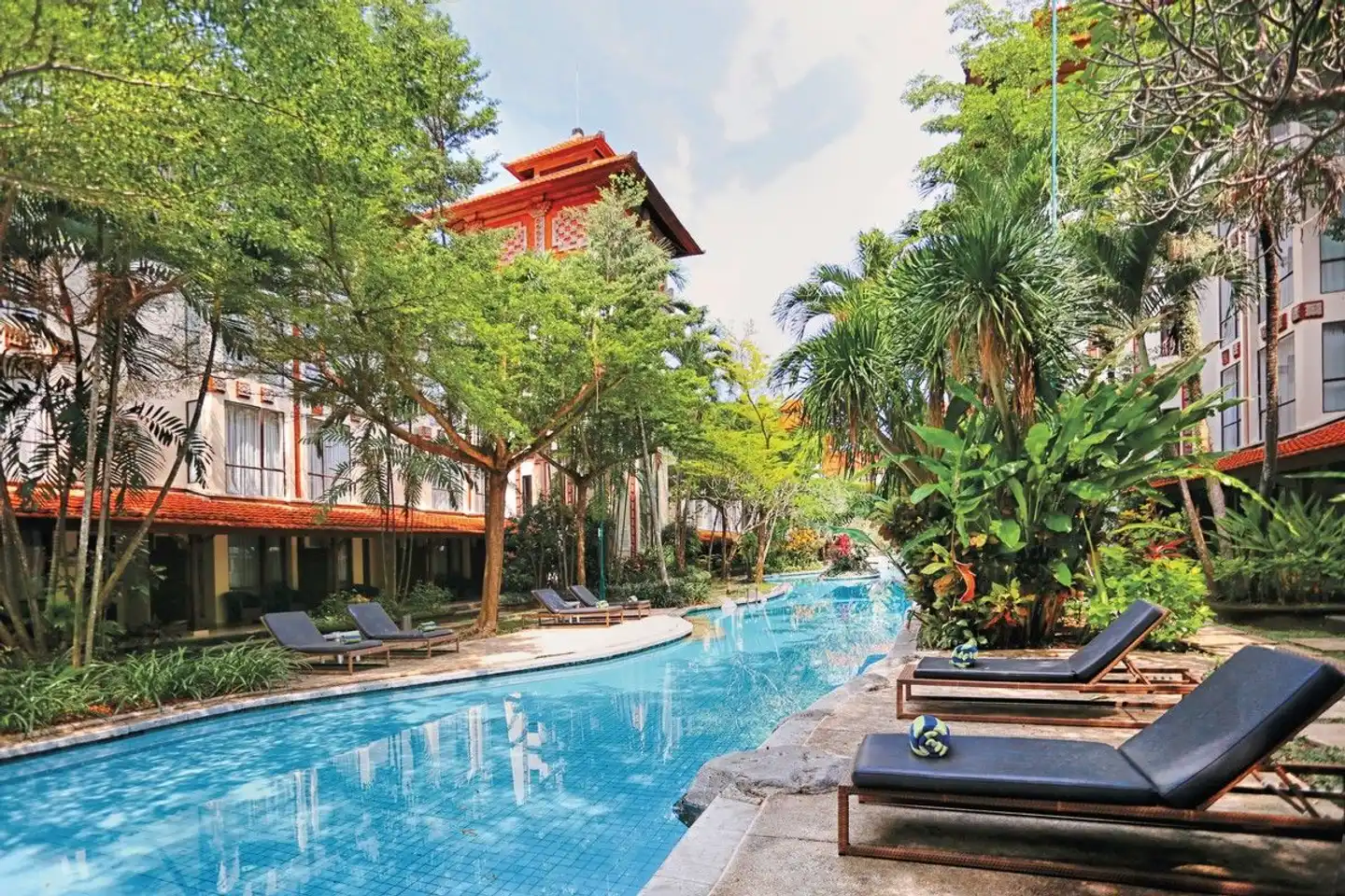 Prime Plaza Hotel Sanur Pool