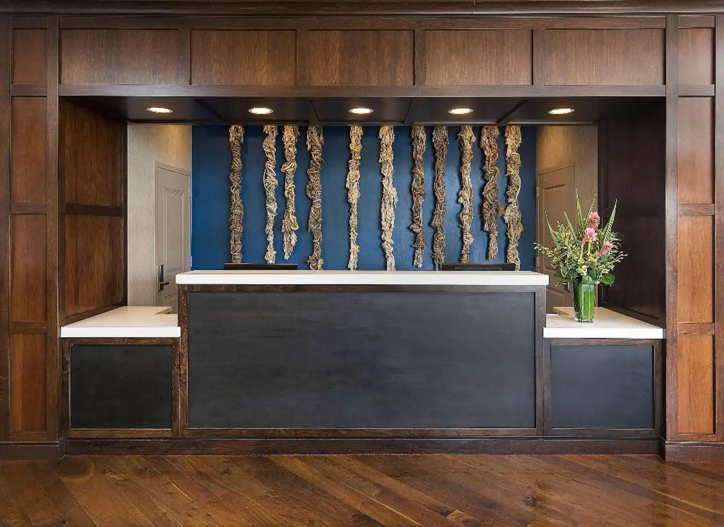Jamaica Bay Inn Marina Del Rey, Tapestry Collection by Hilton Lobby