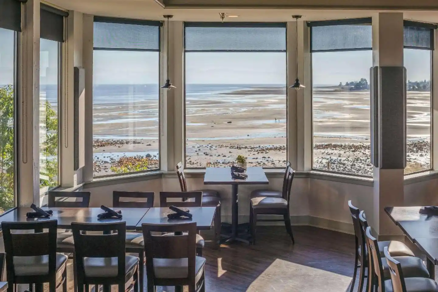 Bayside Oceanfront Resort Restaurant