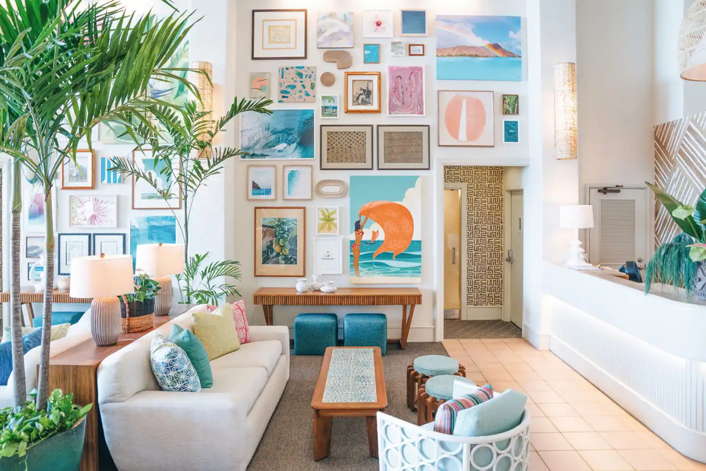 Kaimana Beach Hotel Lobby
