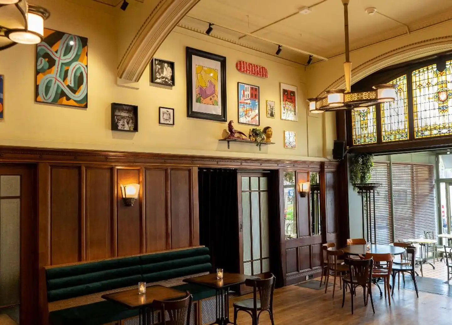 NH Amsterdam Schiller Bar