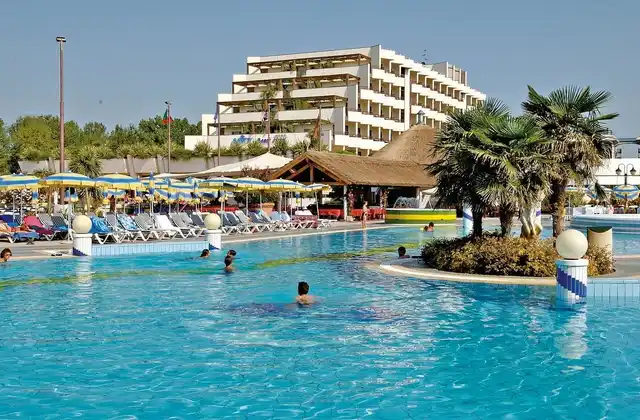 Savoy Beach Hotel &Thermal SPA Pool