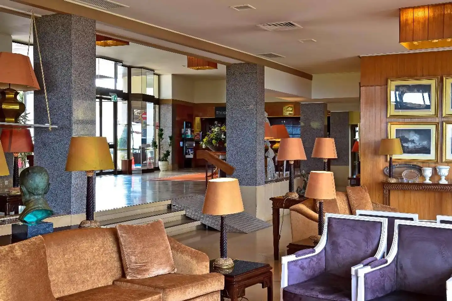 NH Sintra Centro Lobby