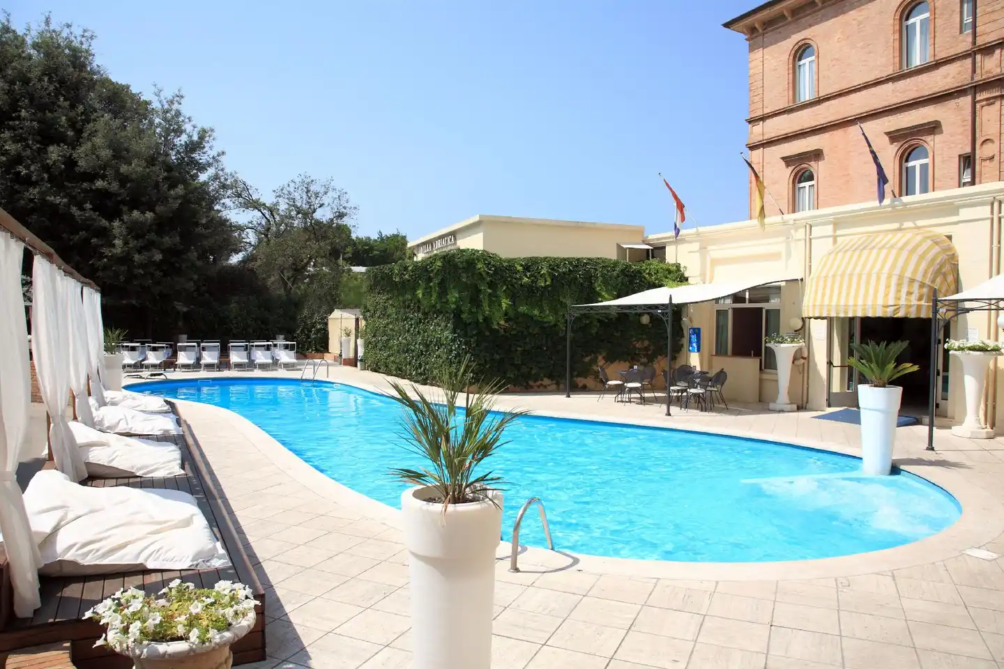 Villa Adriatica Ambienthotels Pool
