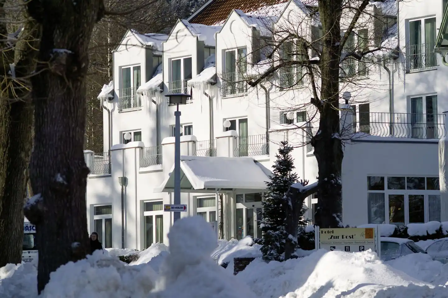 AKZENT Hotel Zur Post Aussenansicht