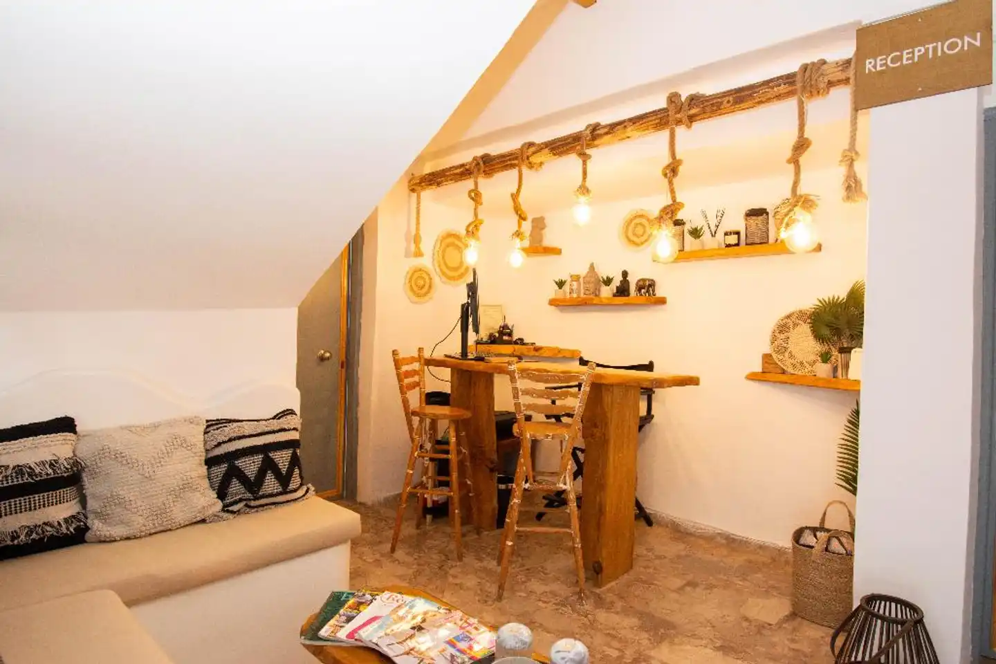 OV Suites Bar