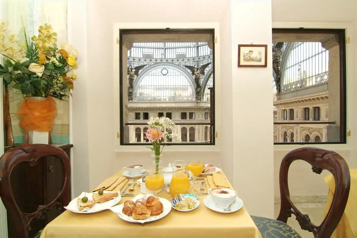 Art Resort Galleria Umberto Restaurant