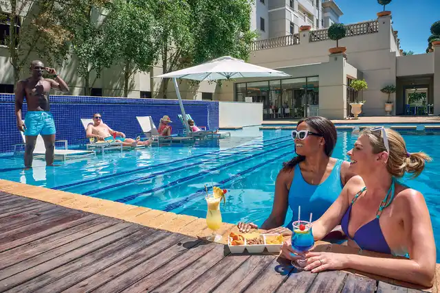 Peermont Metcourt Pool
