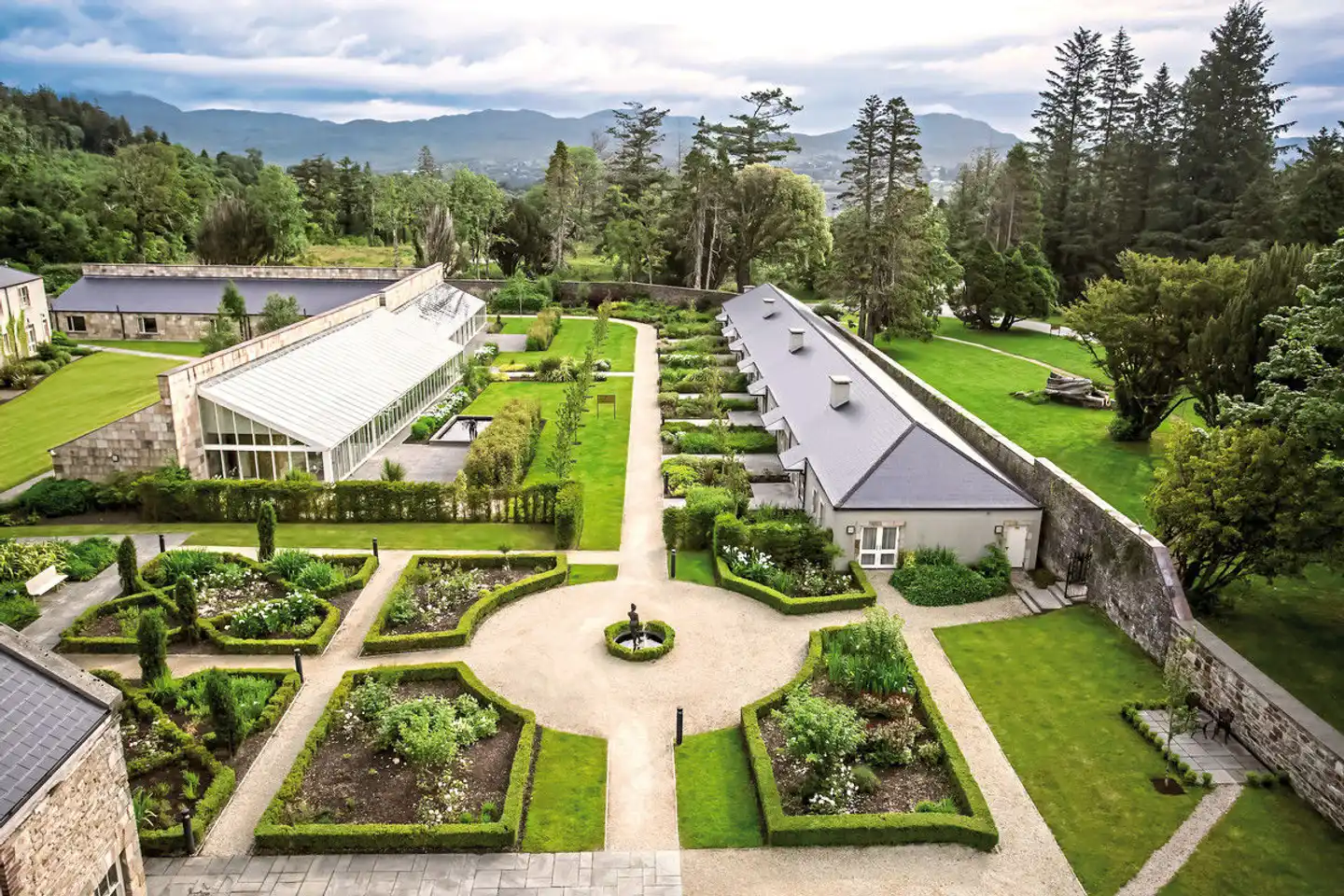 Lough Eske Castle Hotel & Spa Aussenansicht