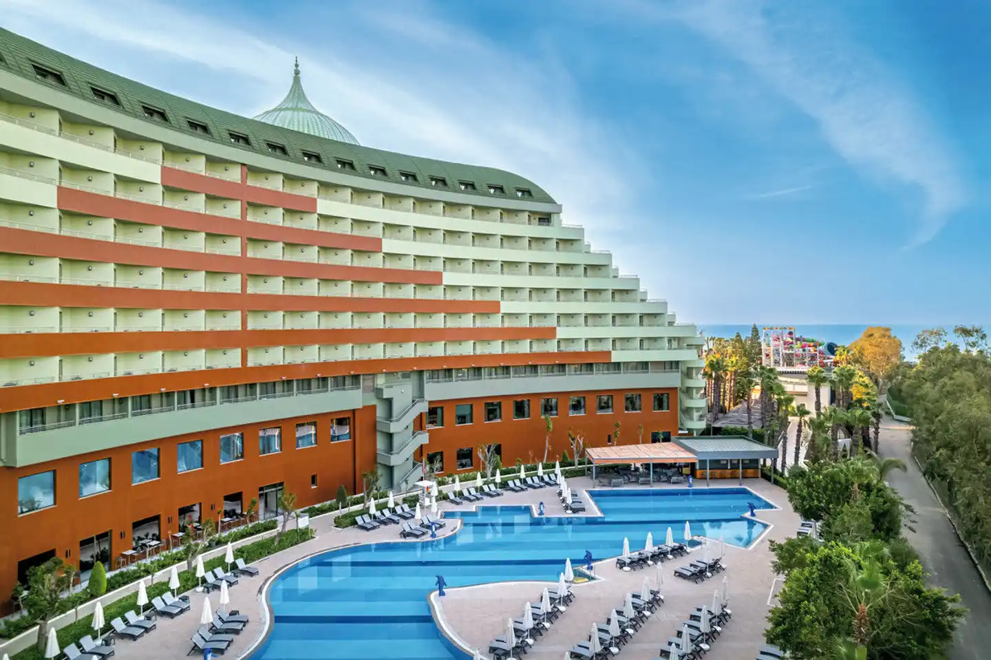 Delphin Palace Aussenansicht