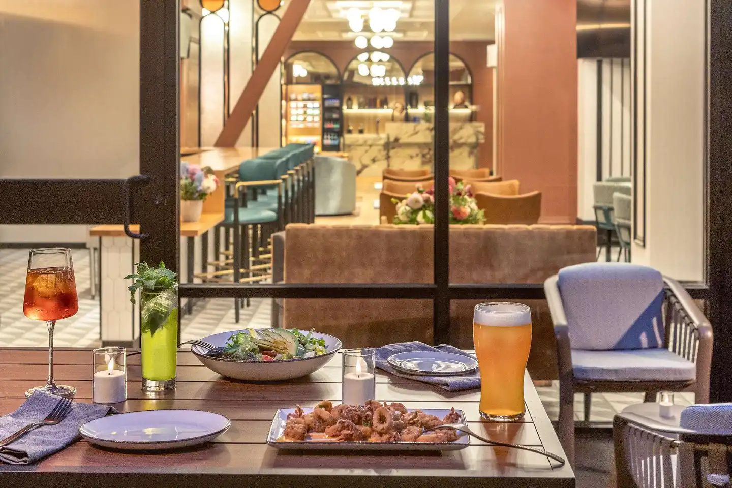 Pennyweight Hotel Boston, Curio Collection by Hilton Restaurant