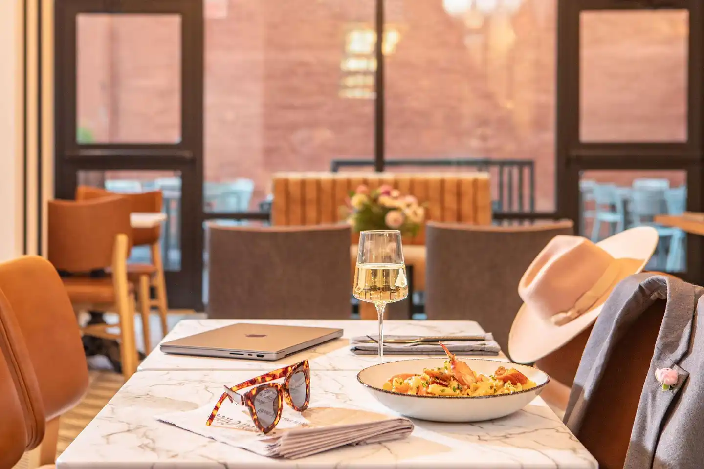 Pennyweight Hotel Boston, Curio Collection by Hilton Restaurant