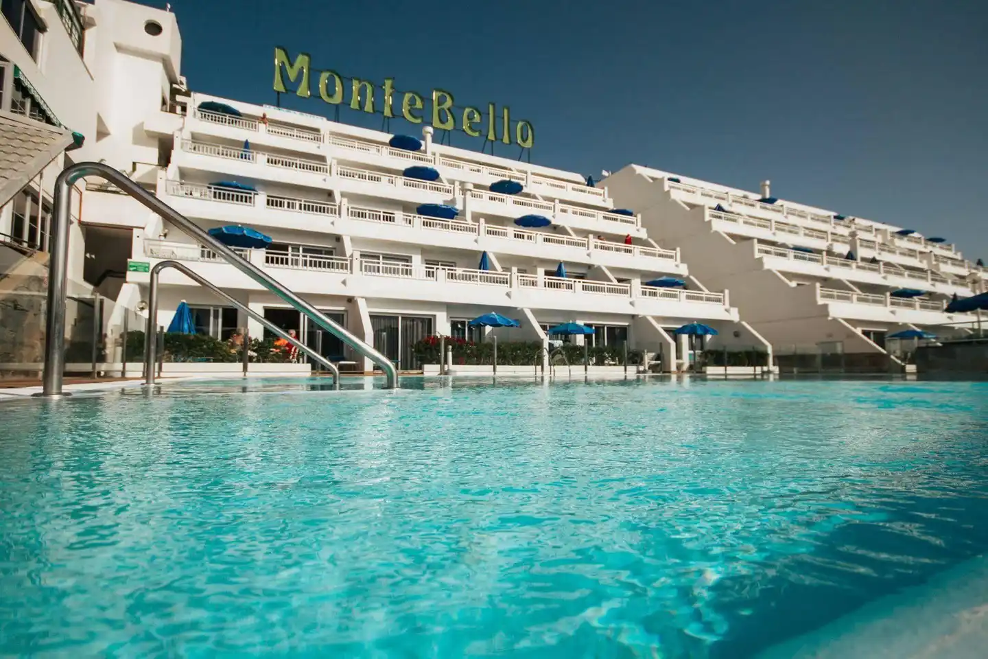 Servatur Montebello Aussenansicht