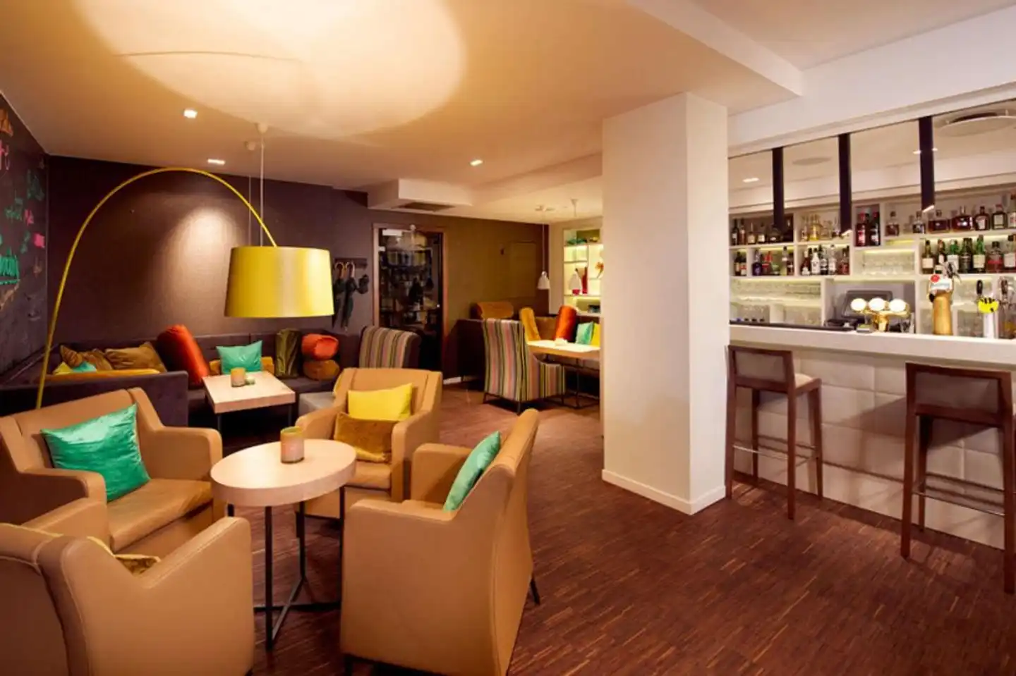 Clarion Collection Hotel Savoy Bar