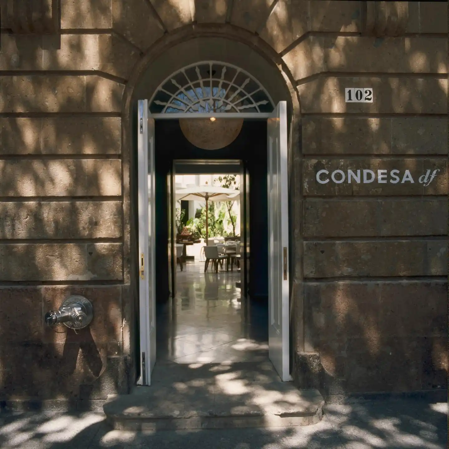 Condesa DF Lobby