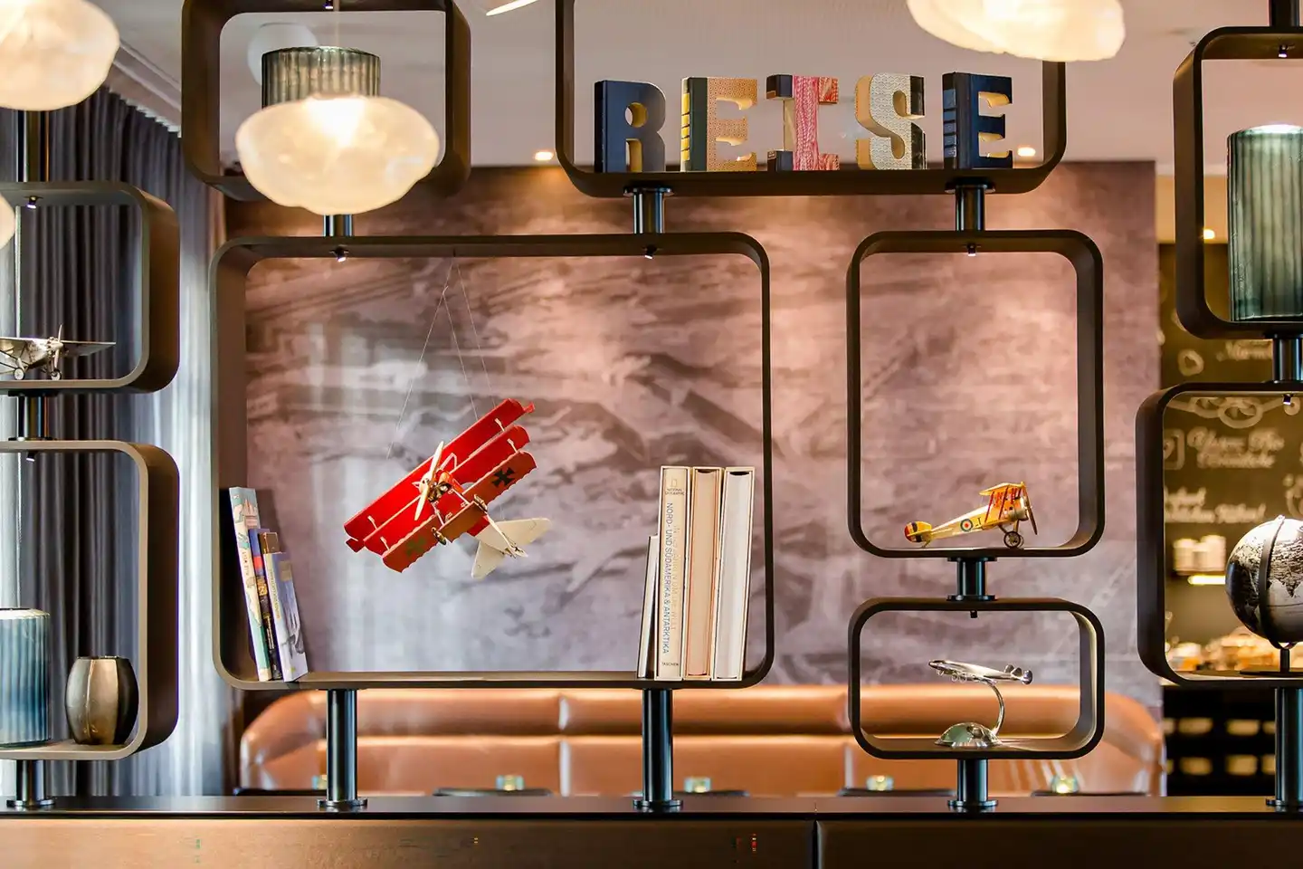 Motel One Frankfurt Airport Lobby