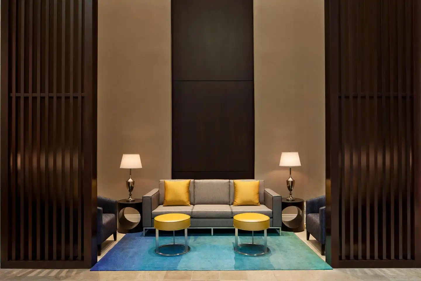 Sheraton Norfolk Waterside Hotel Lobby