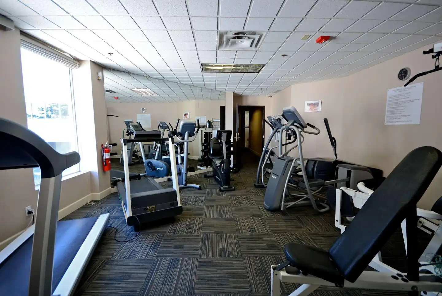 Armon Plaza Airport Montreal Sport und Entertainment